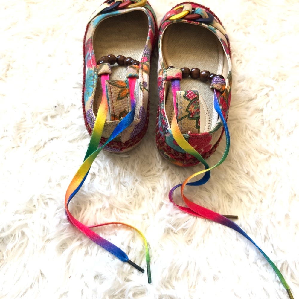 Asian Embroidered Ballet Shoes - Picture 7 of 7